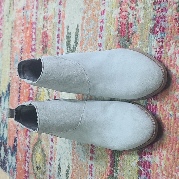 NWOT Tom's Leilani Bootie - Picture 2 of 6